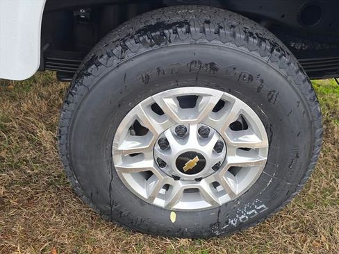 New 2026 Chevrolet Silverado 2500 W/T w/ WT Convenience Package image 17