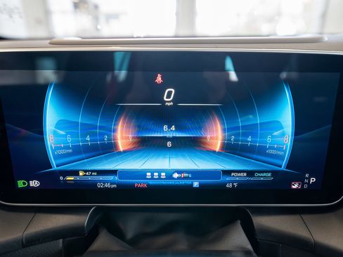 New 2025 Mercedes-Benz GLC 43 AMG 4MATIC image 10