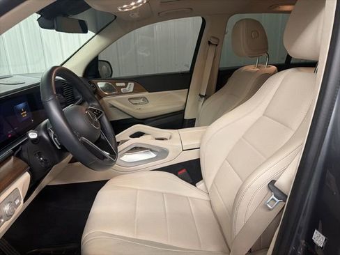 Used 2025 Mercedes-Benz GLE 450e 4MATIC image 13