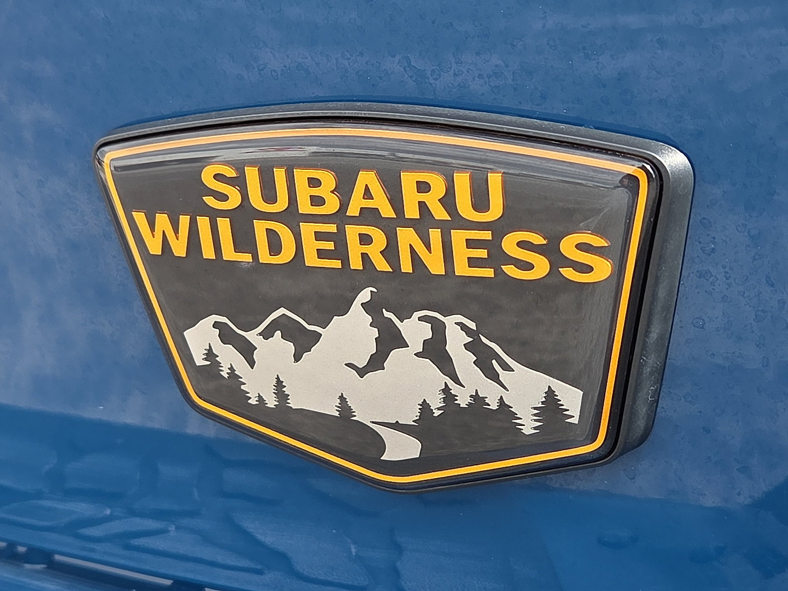 Used 2024 Subaru Crosstrek 2.5i Wilderness w/ Crosstrek Mirror Package AWD/4WD image 8