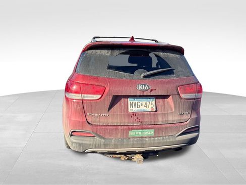 Used 2016 Kia Sorento EX image 3