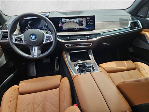 Used 2026 BMW X5 xDrive50e w/ M Sport Package AWD/4WD image 16