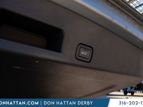 Used 2025 GMC Acadia Elevation image 32