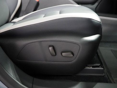 Used 2024 Honda Prologue Touring image 65