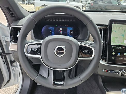 New 2026 Volvo XC90 B6 Plus w/ Protection Package Premier image 14