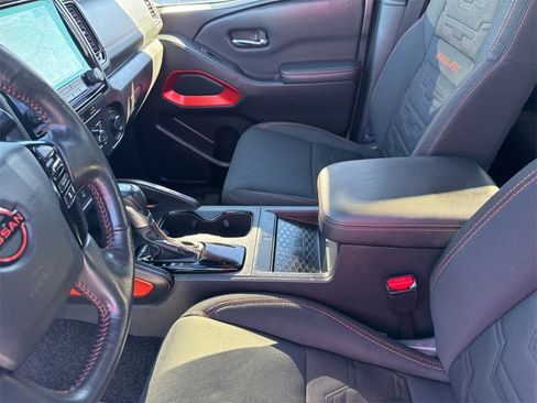 Used 2023 Nissan Frontier PRO-4X w/ Pro Convenience Package image 16