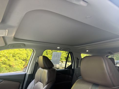 Used 2024 Honda Pilot Elite image 7