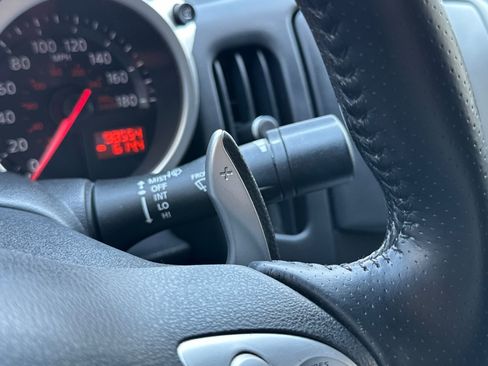 Used 2013 Nissan 370Z Coupe RWD image 37
