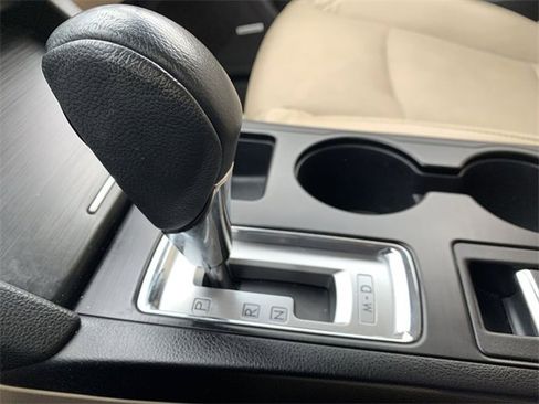 Used 2016 Subaru Outback 2.5i Limited image 25