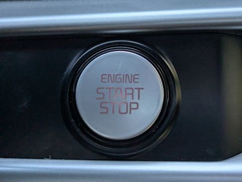 Used 2023 Kia K5 GT-Line image 32