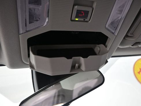 Used 2024 Toyota RAV4 Adventure image 37