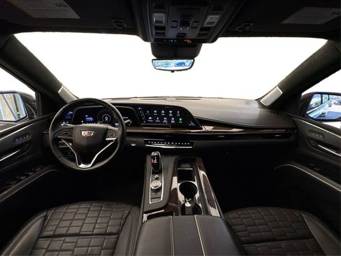 Certified 2024 Cadillac Escalade Premium Luxury Platinum image 26