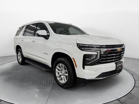 Used 2025 Chevrolet Tahoe LT image 4