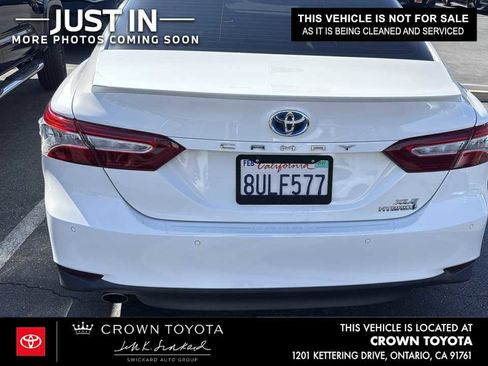 Used 2020 Toyota Camry XLE w/ Driver Assist Package FWD image 3