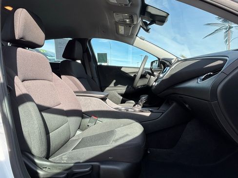 Used 2024 Chevrolet Malibu LT FWD image 22