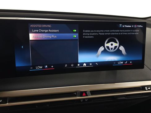 Certified 2024 BMW iX xDrive50 w/ Premium Package AWD/4WD image 32