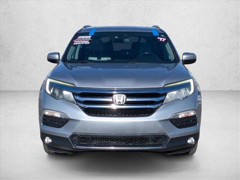 Used 2017 Honda Pilot Touring image 2