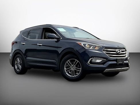 Used 2017 Hyundai Santa Fe Sport FWD image 1