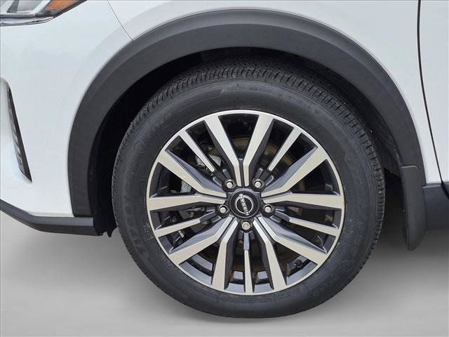 Used 2023 Nissan Kicks SV FWD image 21