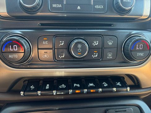 Used 2018 GMC Sierra 1500 Denali w/ Denali Ultimate Package AWD/4WD image 19