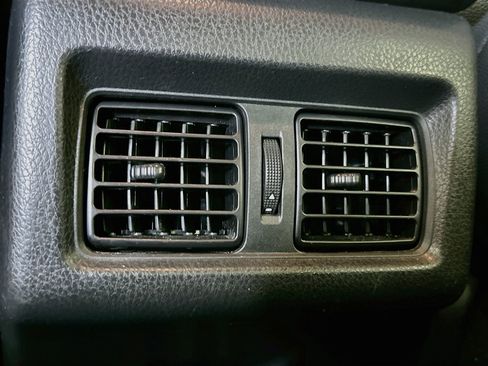 Used 2025 Toyota Camry SE FWD image 27