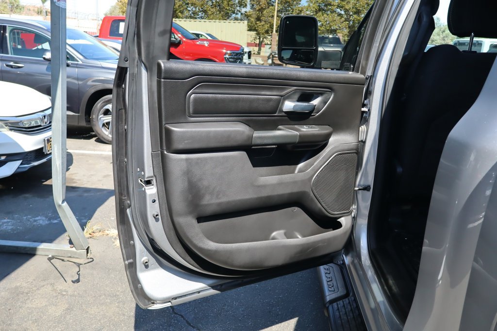 Used 2025 RAM 1500 Tradesman w/ Night Edition AWD/4WD image 37