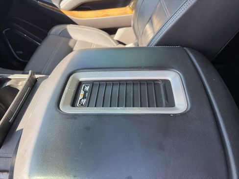 Used 2017 GMC Yukon Denali w/ Open Road Package image 25