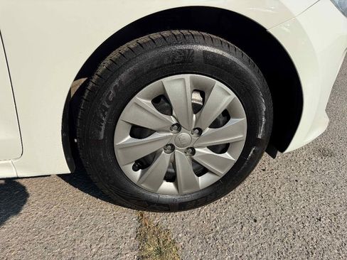 Used 2020 Kia Rio S image 9