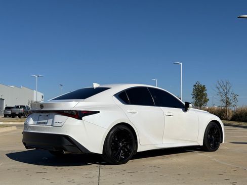 Used 2022 Lexus IS 300 w/ Comfort Package image 7