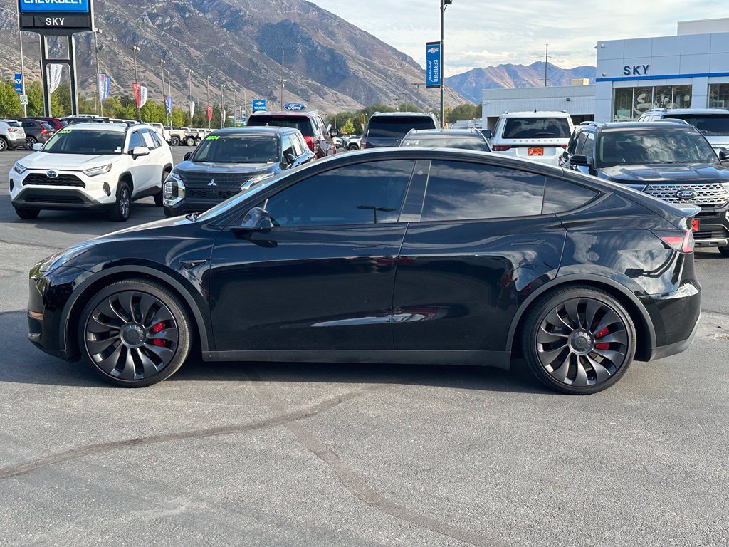 Used 2023 Tesla Model Y Performance AWD/4WD image 14