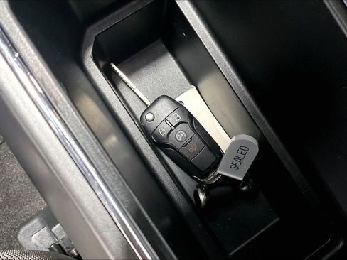 Used 2018 Ford F150 XLT w/ Equipment Group 302A Luxury AWD/4WD image 13