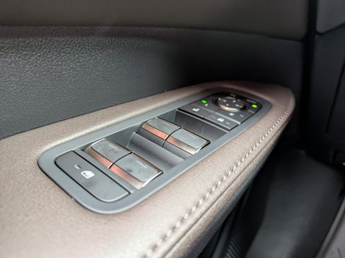 New 2026 Lexus RX 450h AWD w/ Convenience Package image 28