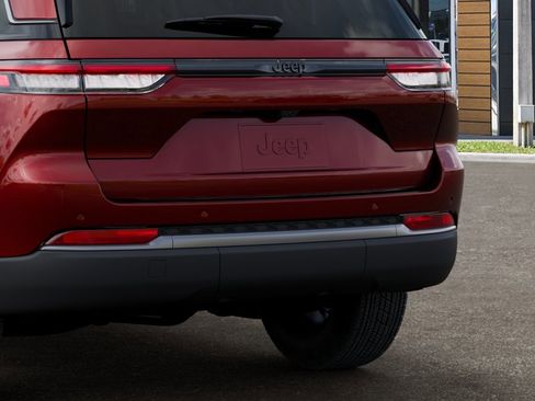 New 2026 Jeep Grand Cherokee Altitude RWD image 13