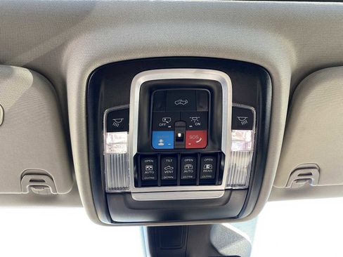 Used 2025 RAM 1500 Limited image 22