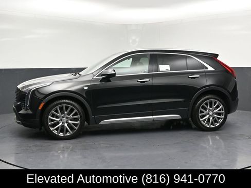 Used 2019 Cadillac XT4 Premium Luxury image 2