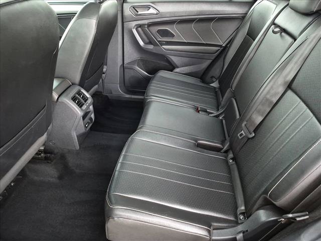 Used 2022 Volkswagen Tiguan SE R-Line AWD/4WD image 20