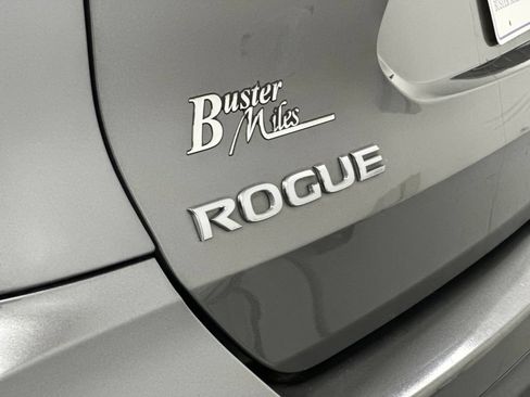 Used 2020 Nissan Rogue S w/ Special Edition Package FWD image 23