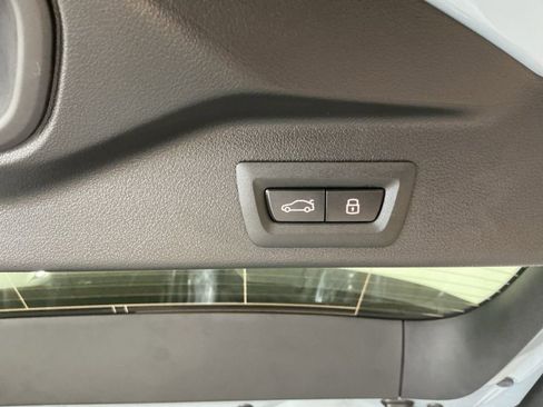 New 2026 BMW X5 sDrive40i w/ M Sport Package image 32