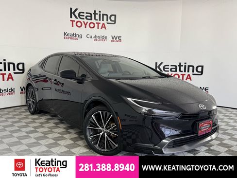 Certified 2024 Toyota Prius XLE FWD image 2