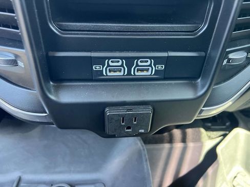 Used 2022 RAM 1500 Laramie AWD/4WD image 12