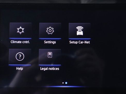 Used 2021 Volkswagen Tiguan SE image 18