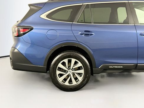 Used 2022 Subaru Outback Premium AWD/4WD image 42