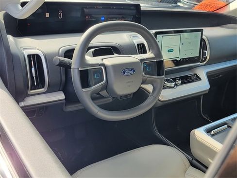 Certified 2025 Ford Expedition Max Active image 3