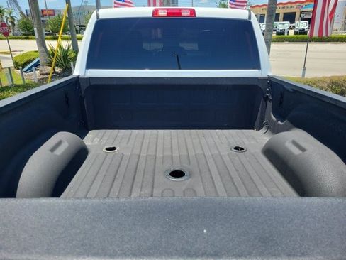 Certified 2025 RAM 2500 Big Horn AWD/4WD image 10