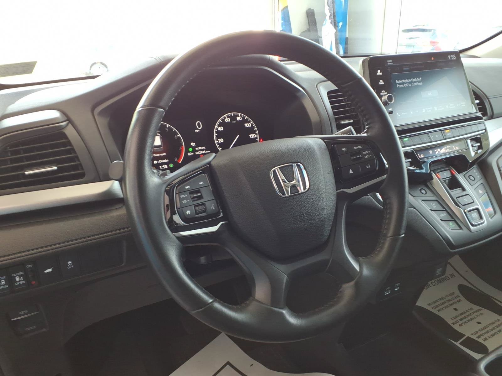 Certified 2025 Honda Odyssey EX-L image 12