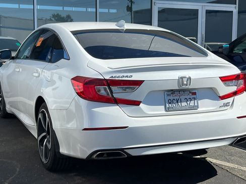 Used 2018 Honda Accord Sport image 6