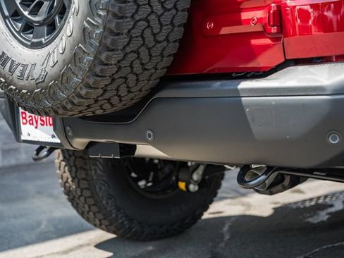 New 2026 Ford Bronco Badlands w/ Sasquatch Package AWD/4WD image 11