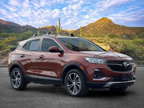 Used 2021 Buick Encore GX Select w/ Advanced Technology Package AWD/4WD image 2