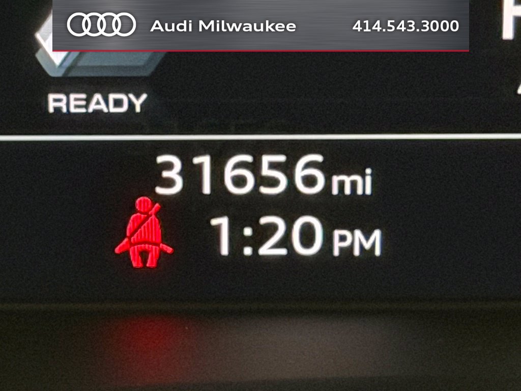 Used 2022 Audi A4 2.0T Premium Plus w/ Premium Plus Package AWD/4WD image 14