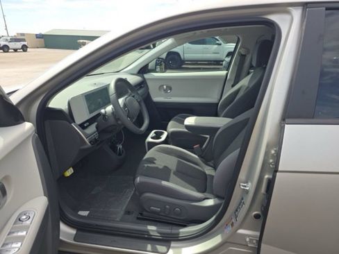 Used 2024 Hyundai Ioniq 5 SEL AWD/4WD image 9